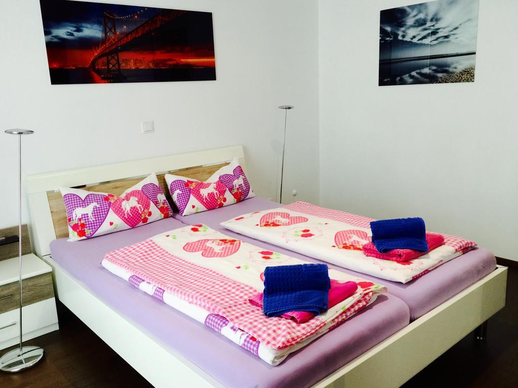 Rhein Melodie Riverview Luxury Konstanz Værelse billede
